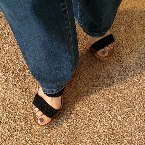 CROWN VINTAGE DOUBLE TROUBLE WEDGE SANDAL SHOES size 8.5 EUC wedges black brown - Picture 9 of 13